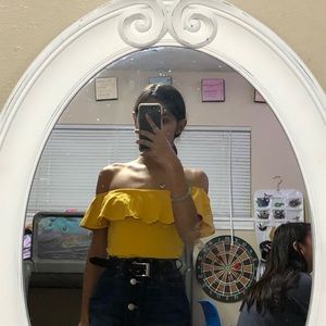 Yellow off the shoulder top💛